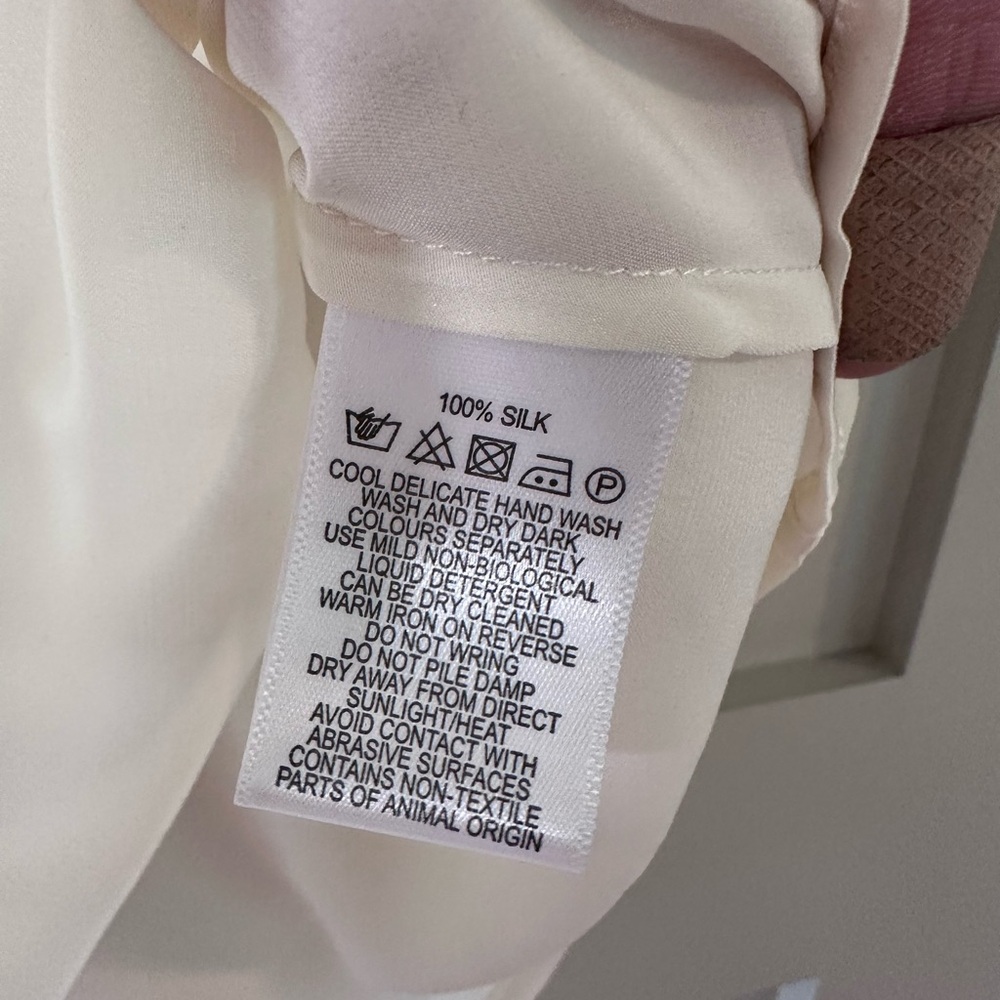 Pure Collection Short Sleeve 100% Silk Ivory Blouse - Picture 5 of 7